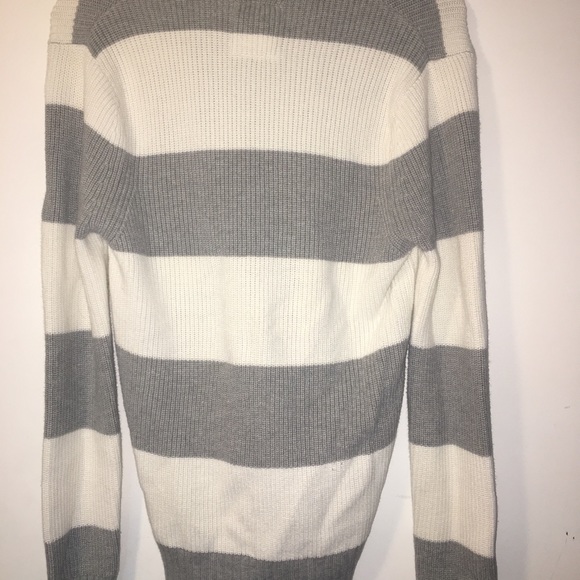 Cardigan - Picture 3 of 5